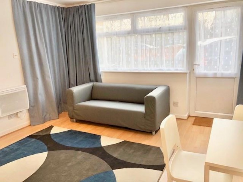 Images for Metford Road, Redland