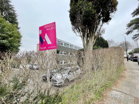 View Full Details for Howecroft Gardens, Eastmead Lane, Westbury On Trym, Bristol