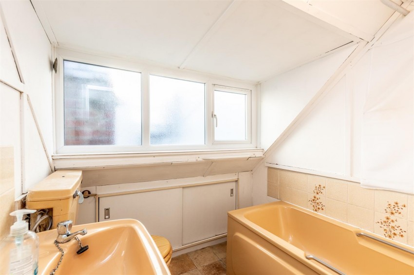 Images for Holmes Grove, Henleaze, Bristol