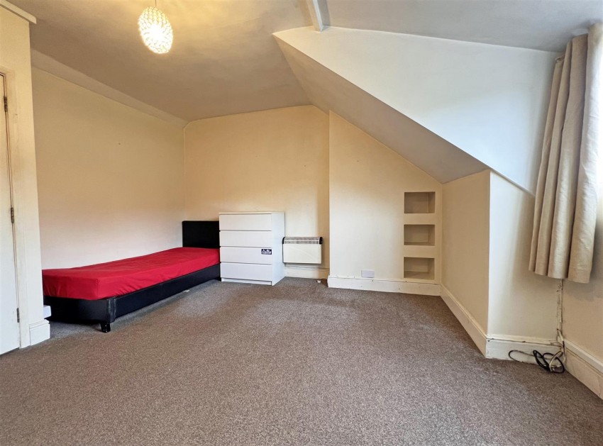 Flat 5, 401, Bath Road, Arnos Vale, Bristol, BS4 3EZ