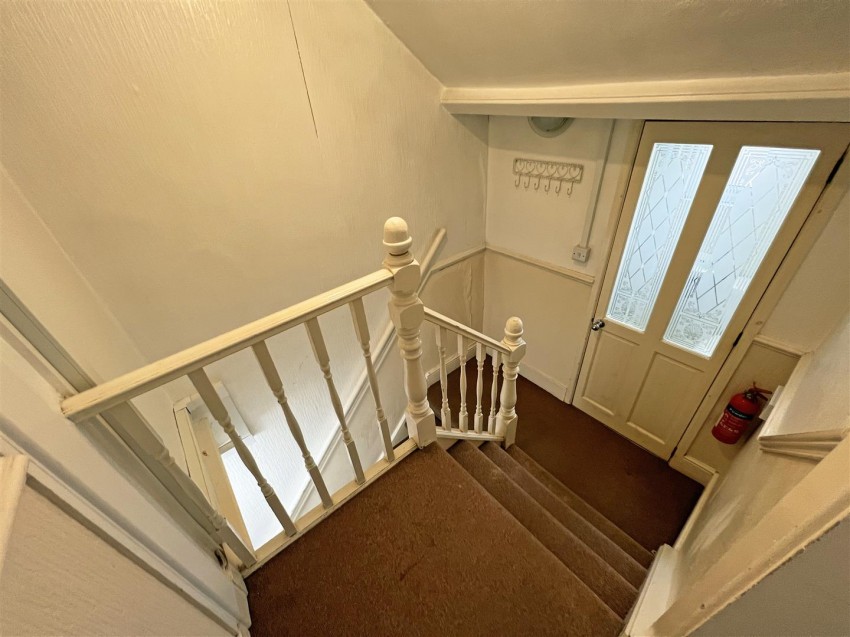 Flat 5, 401, Bath Road, Arnos Vale, Bristol, BS4 3EZ