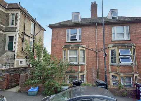 View Full Details for Cromwell Road, St. Andrews, Bristol