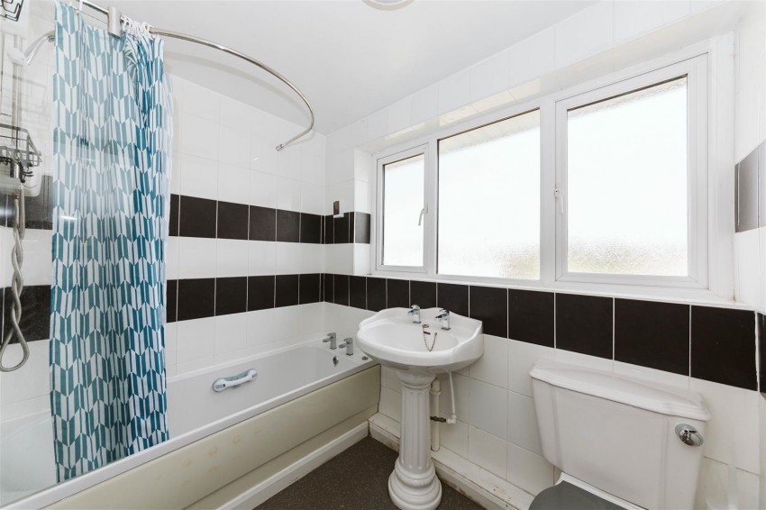 Images for Clovelly Close, St. George, Bristol