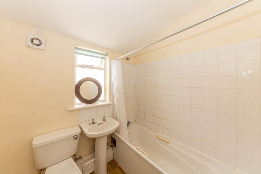 Images for Harcourt Road | Redland