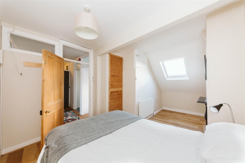 Images for Coldharbour Road | Redland