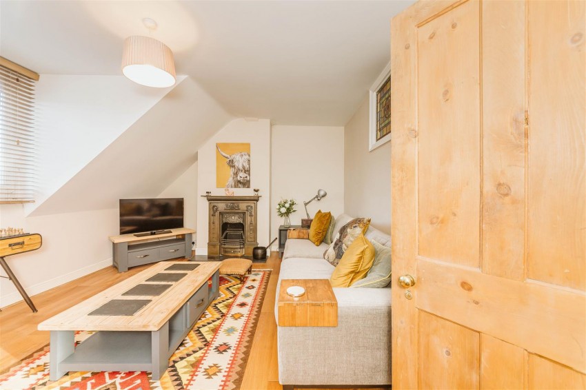 Images for Coldharbour Road | Redland