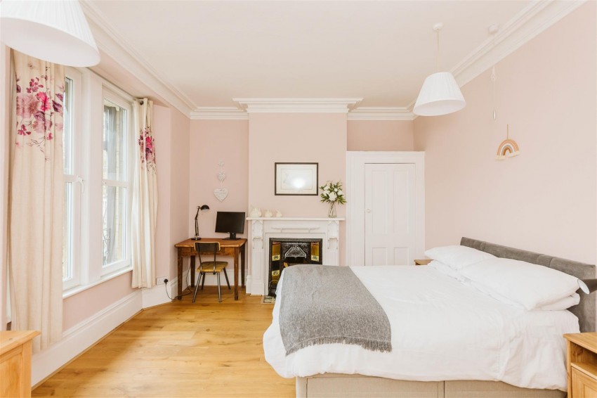 Images for Coldharbour Road | Redland
