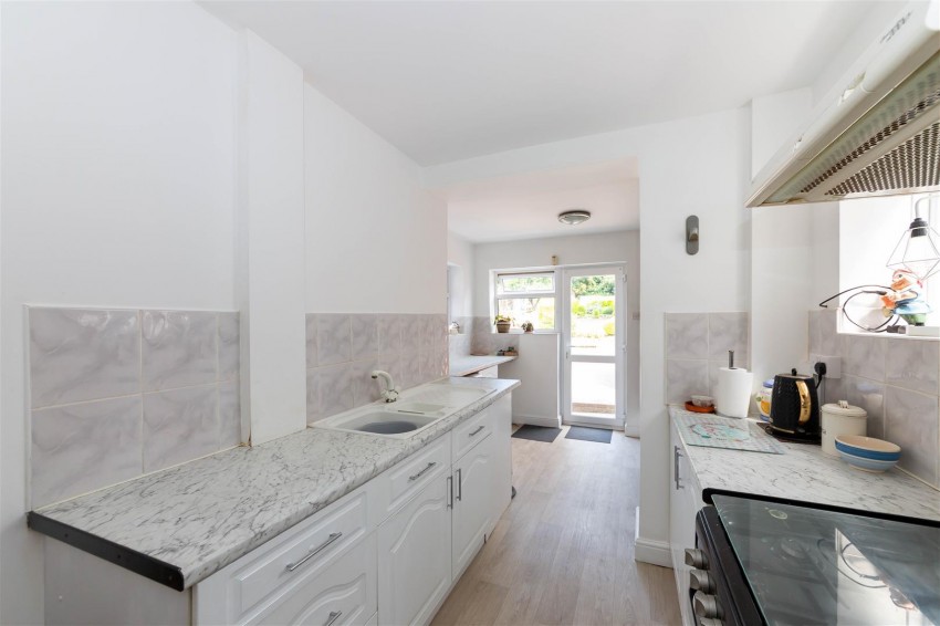 Images for Highfield Avenue | Hanham