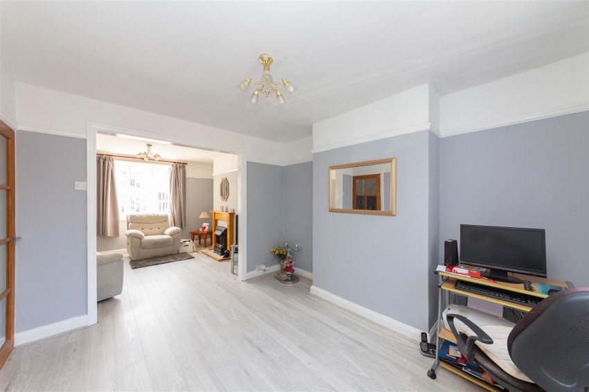 Images for Highfield Avenue | Hanham