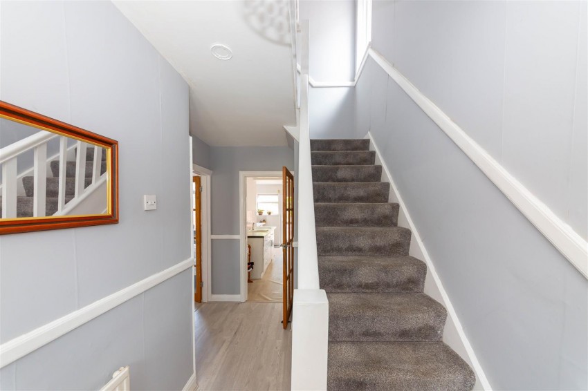 Images for Highfield Avenue | Hanham