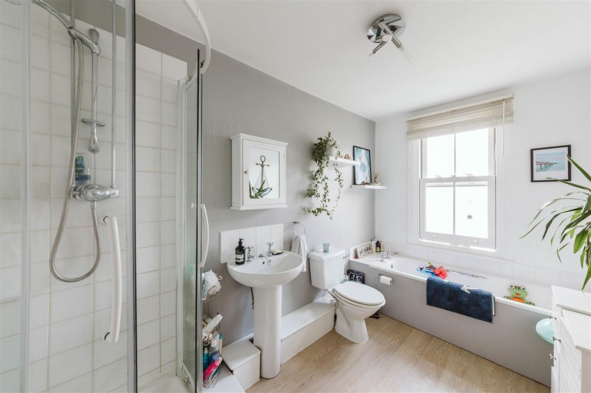 Images for Lansdown Road | Redland