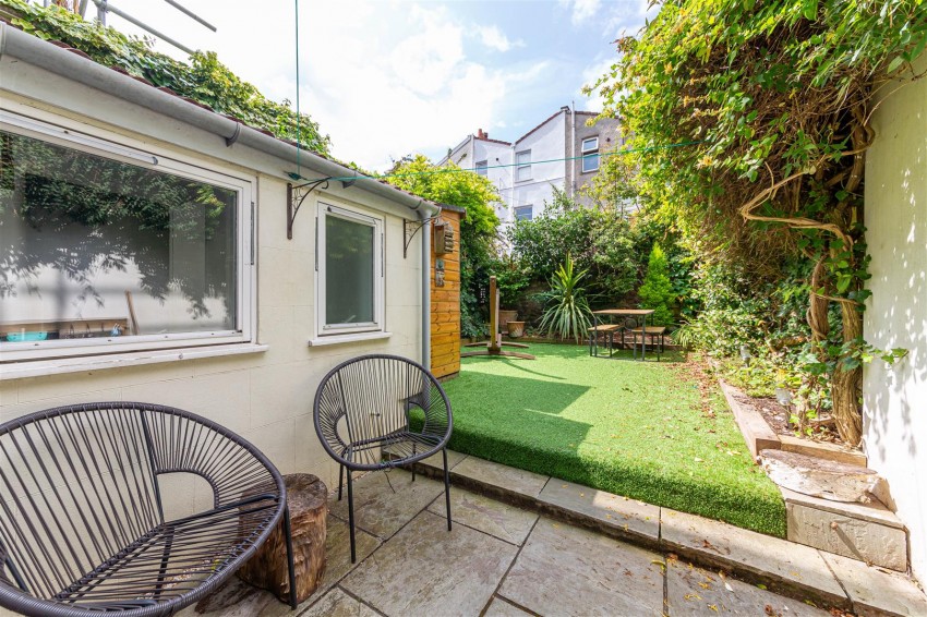 Images for Lansdown Road | Redland
