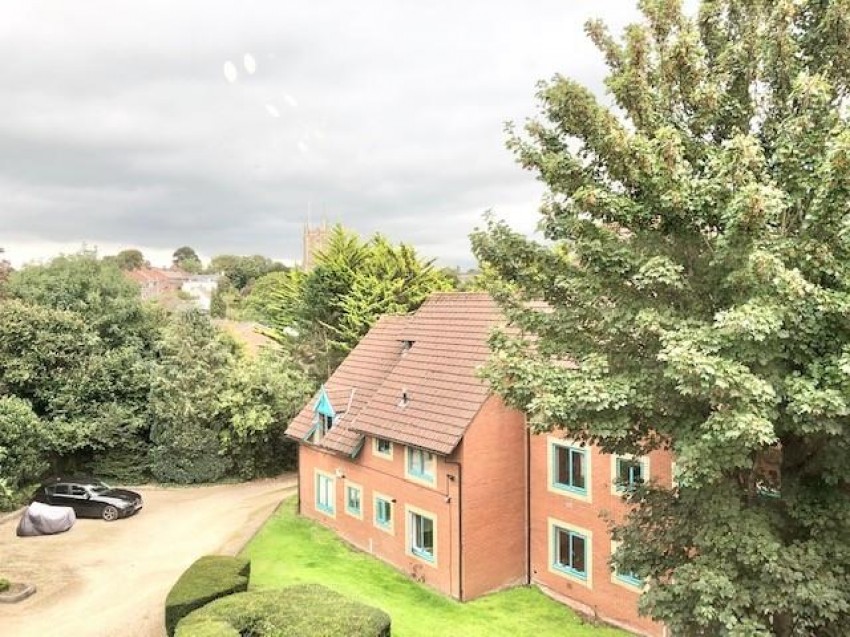Images for Grove Park Court Grove Park Avenue BrislingtonBristol