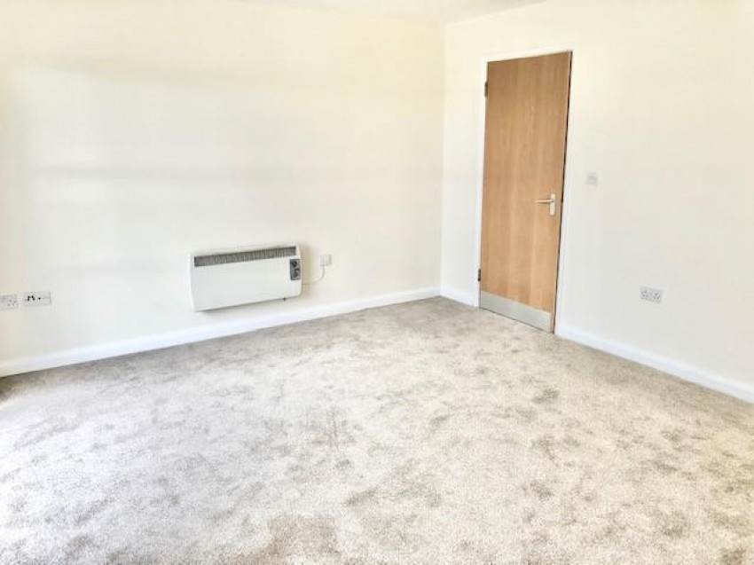 Images for Grove Park Court Grove Park Avenue BrislingtonBristol