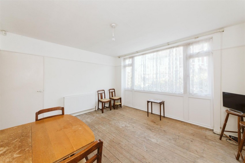 Images for Halsbury Road | Westbury Park