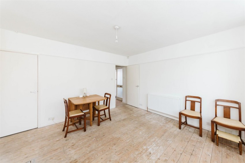 Images for Halsbury Road | Westbury Park