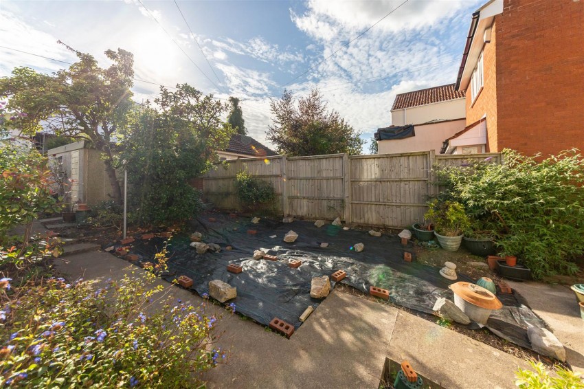 Images for Halsbury Road | Westbury Park