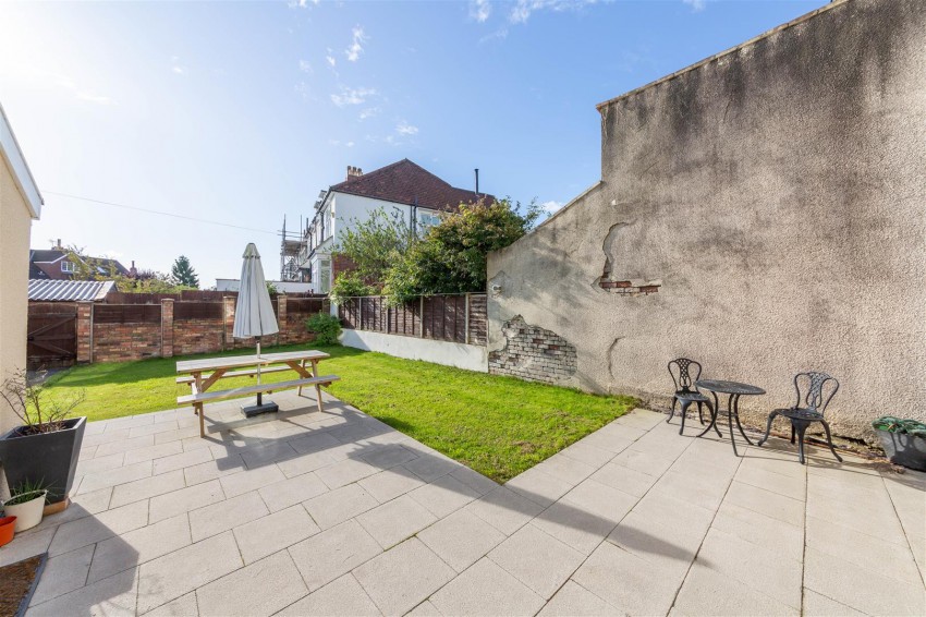 Images for Coldharbour Road | Redland
