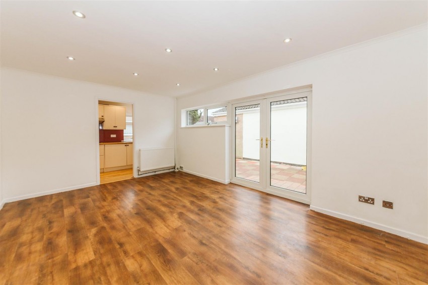 Images for Woodend | Kingswood