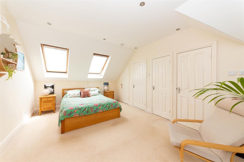 Images for Cranside Avenue | Redland