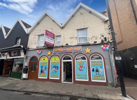 View Full Details for Gloucester Road, Bishopston, Bristol