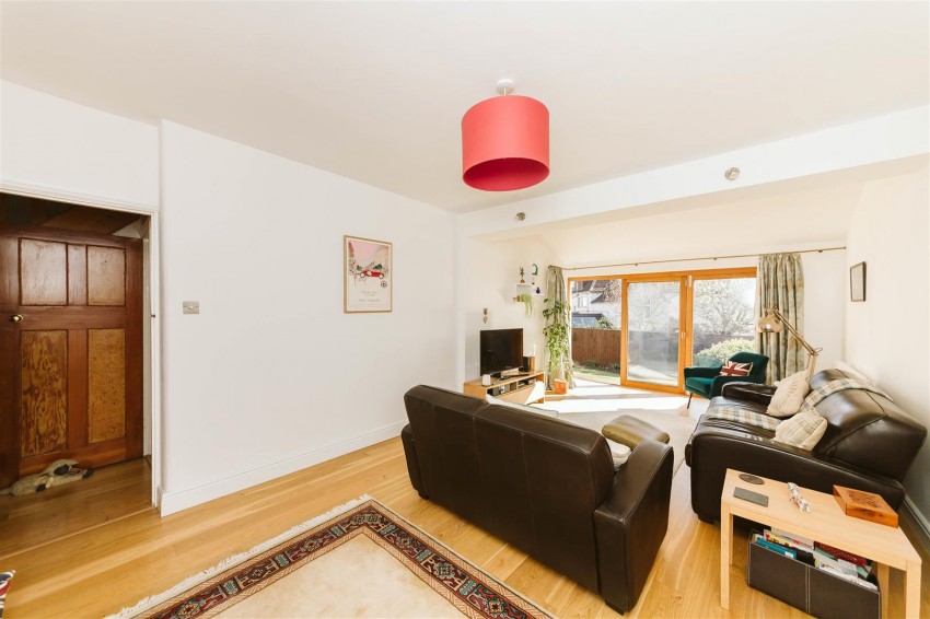 Images for Metford Grove | Redland