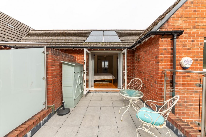 Images for Thornfield Road | Repton Grange