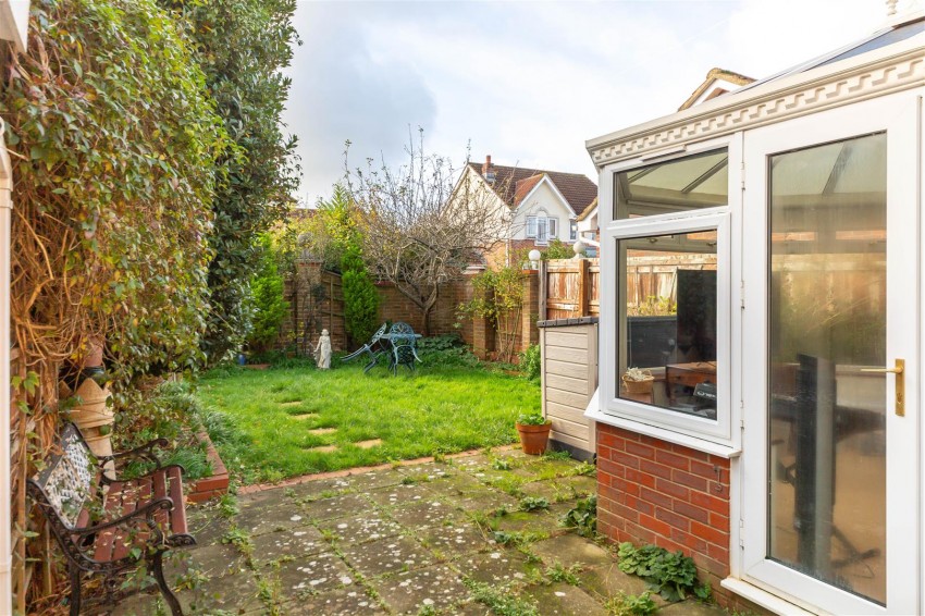 Images for The Furlong | Henleaze