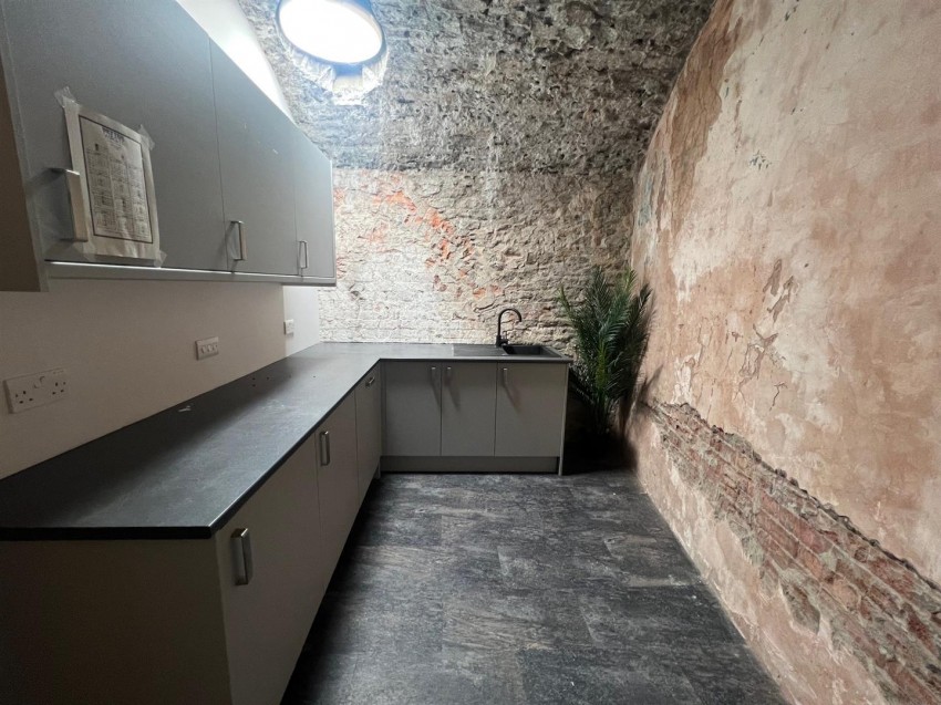 Images for The General, Bristol