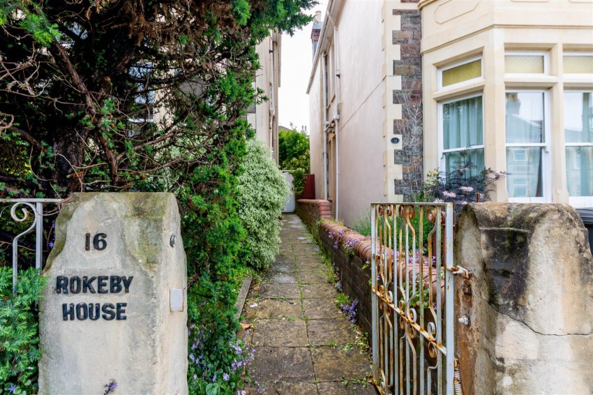 Images for Rokeby Avenue | Redland
