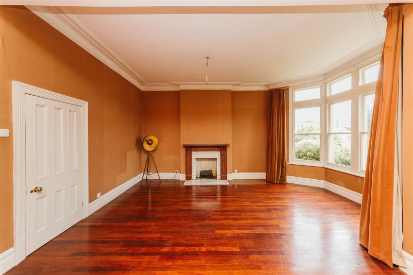 Images for Rokeby Avenue | Redland
