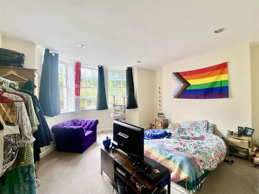 Images for Garden Flat, Cotham Side, Cotham, Bristol