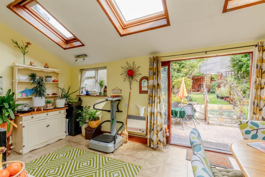 Images for Brynland Avenue | Bishopston