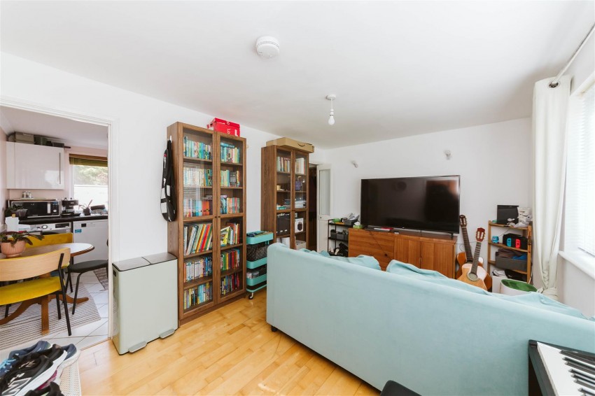 Images for Cairns Road | Westbury Park