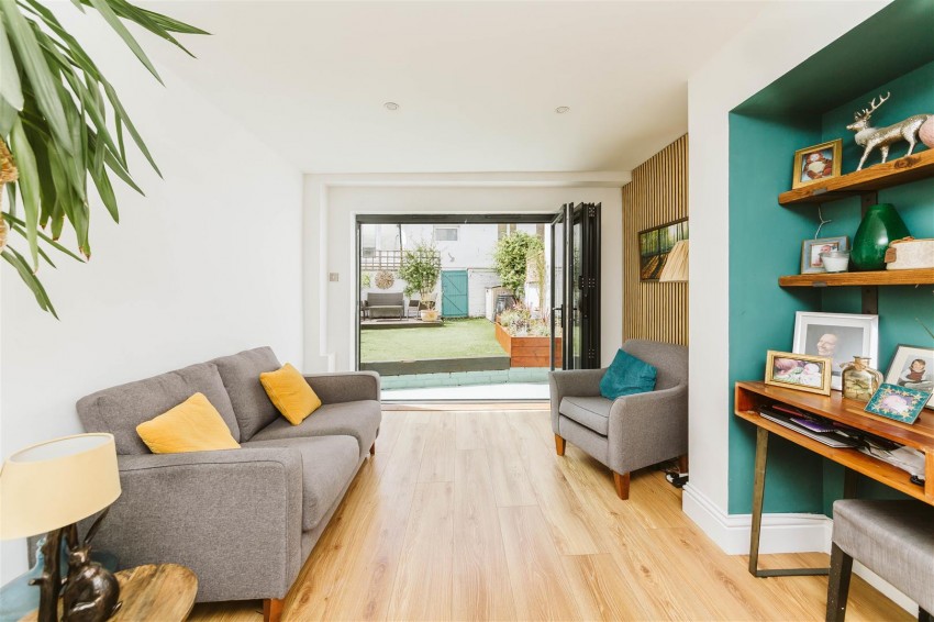 Images for Cairns Road | Westbury Park