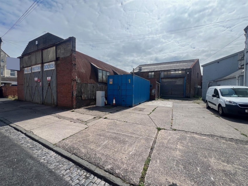 Images for Collins Street, Avonmouth, Bristol