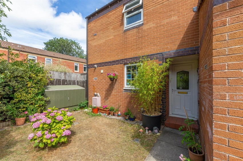 Images for Clover Ground | Westbury On Trym