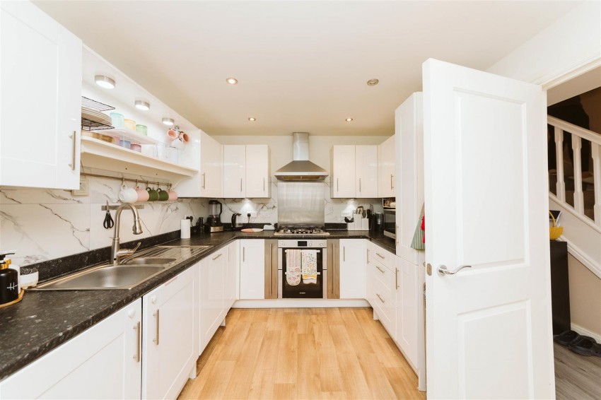 Images for Thornfield Road | Brentry