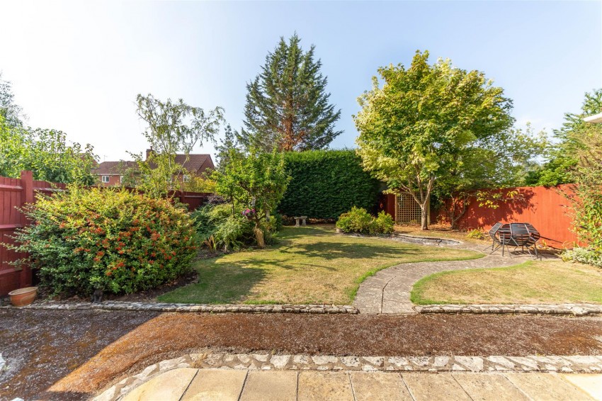 Images for Holmes Grove | Henleaze