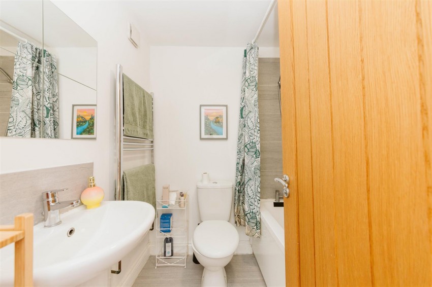 Images for Fox Road | Easton