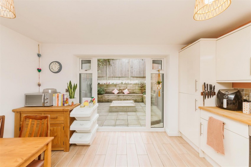 Images for Fox Road | Easton