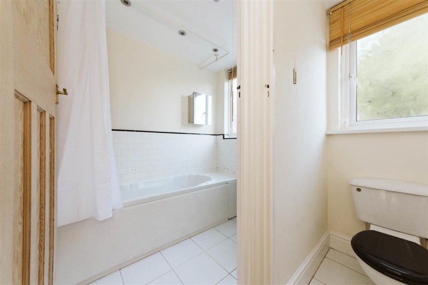 Images for Dugar Walk | Redland