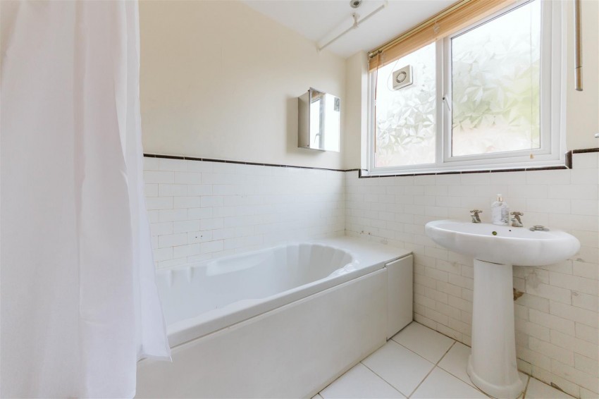 Images for Dugar Walk | Redland