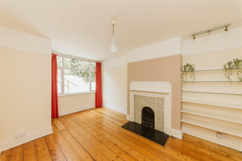 Images for Dugar Walk | Redland