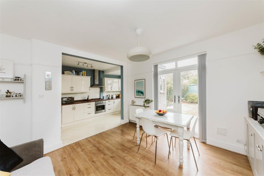 Images for Metford Road | Redland