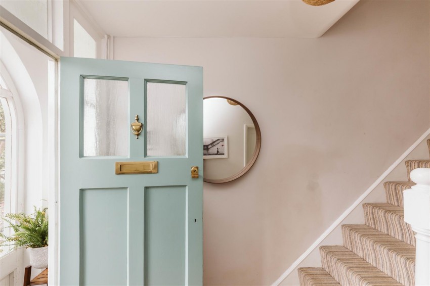 Images for Metford Road | Redland