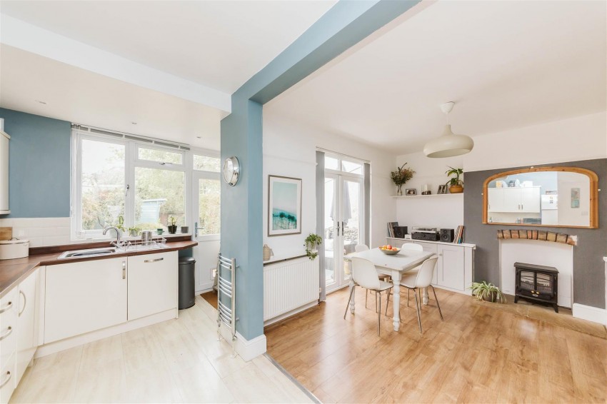 Images for Metford Road | Redland