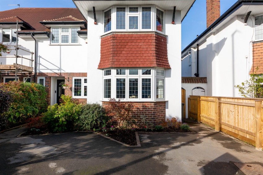 Images for Northumbria Drive | Henleaze