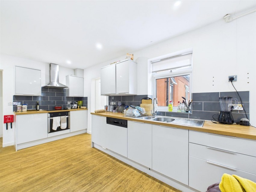 Images for 8-BEDROOM HMO - Gipsy Patch Lane, Little Stoke, Bristol