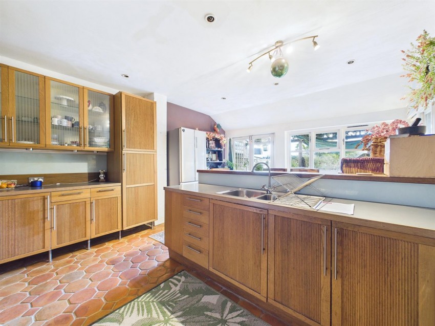 16, Springfield Road, Pill, Bristol, BS20 0DP